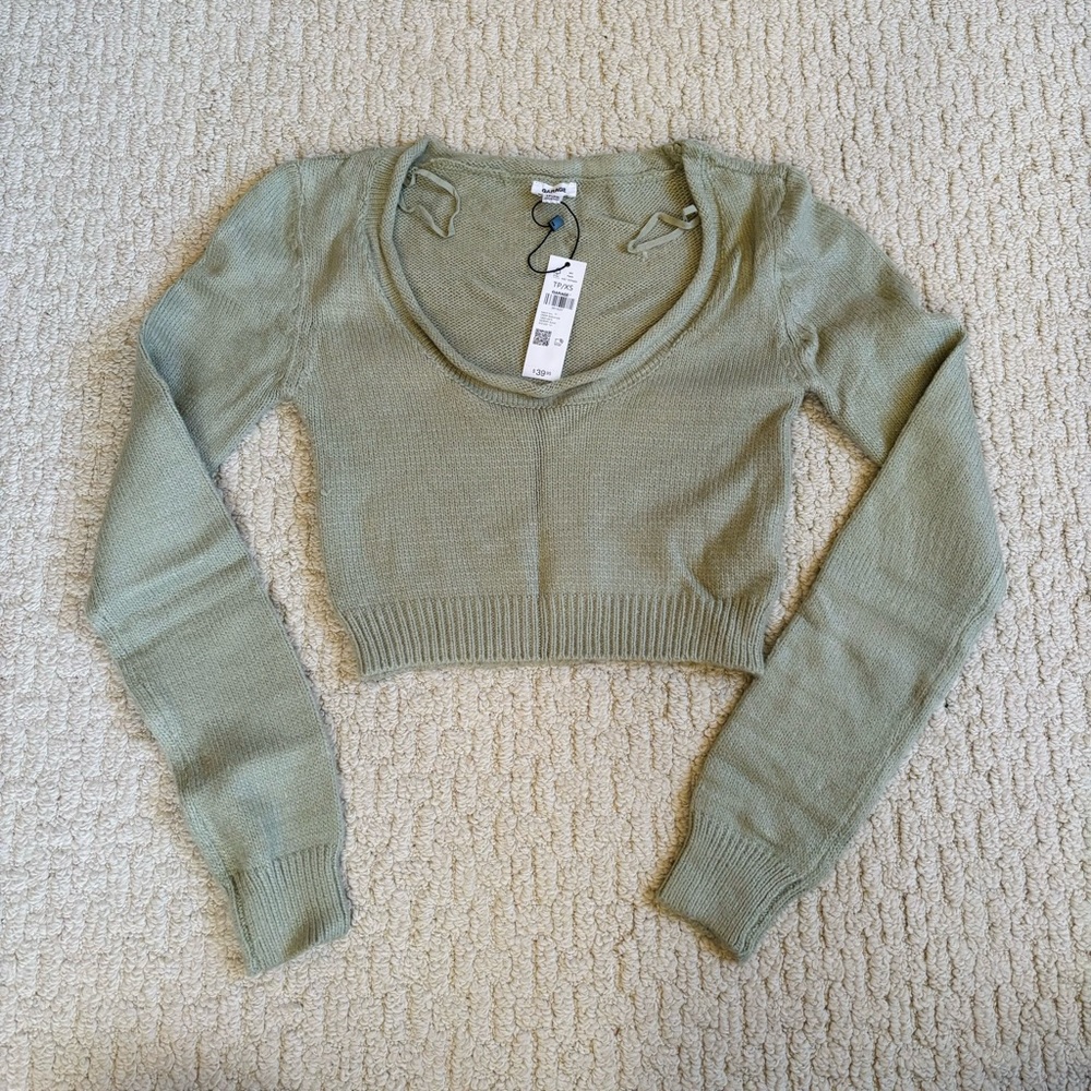 NWT Garage Cropped Green Sweater